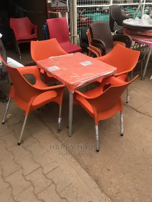 Bar / Restaurant Dining
