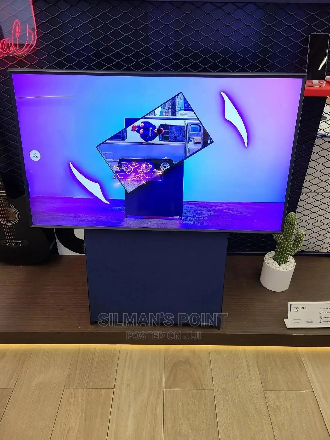 Samsung 43" the Sero Model Ls05 TV