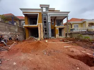 Furnished 4bdrm House in Kira for Sale