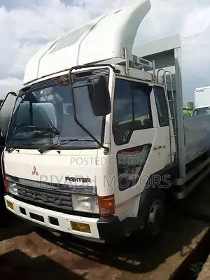 Fuso Fighetr Truck