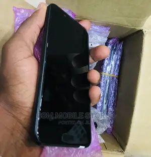 Sharp Aquos Sense SHV40 32 GB Black