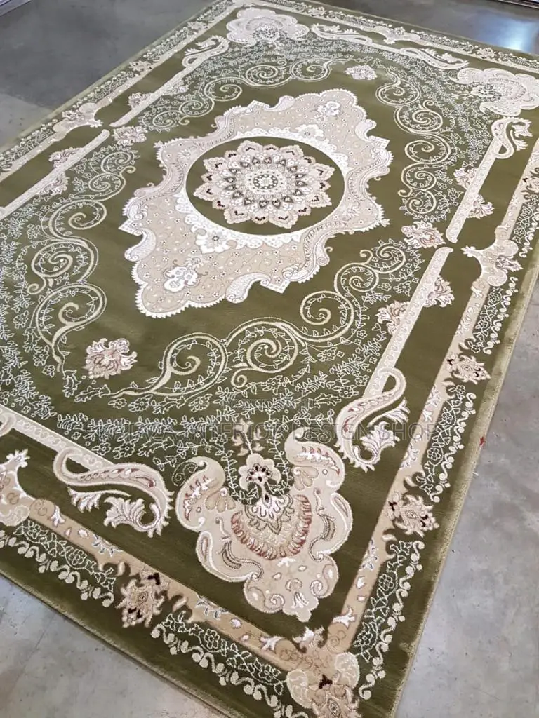 Center Carpet