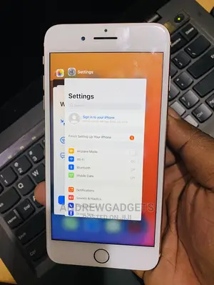 Apple iPhone 8 Plus 64 GB Gold