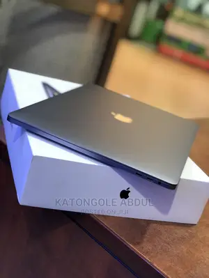 Laptop Apple MacBook 2017 16GB Intel Core I7 SSD 512GB