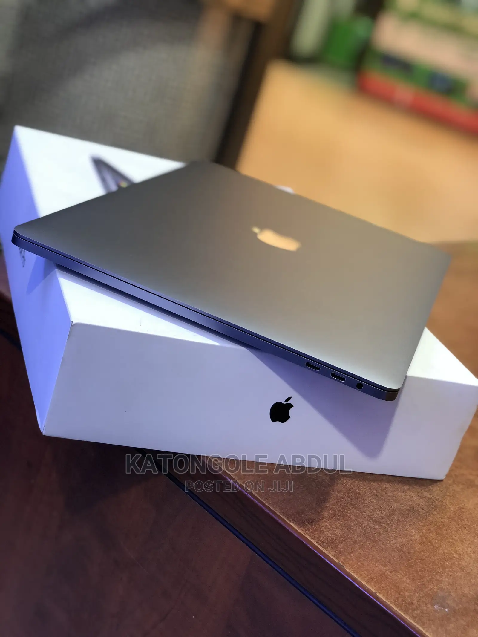 Laptop Apple MacBook 2017 16GB Intel Core I7 SSD 512GB