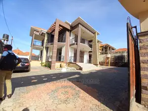Furnished 6bdrm Mansion in Kira Tarmack for Sale