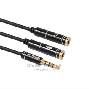 3.5mm Jack to Headphone Microphone Y Splitter