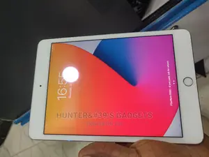 Apple iPad Mini 4 128 GB Silver