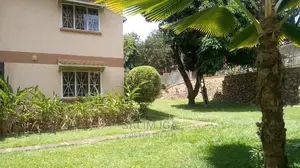 4bdrm Duplex in Kololo Property, Central Division for Rent