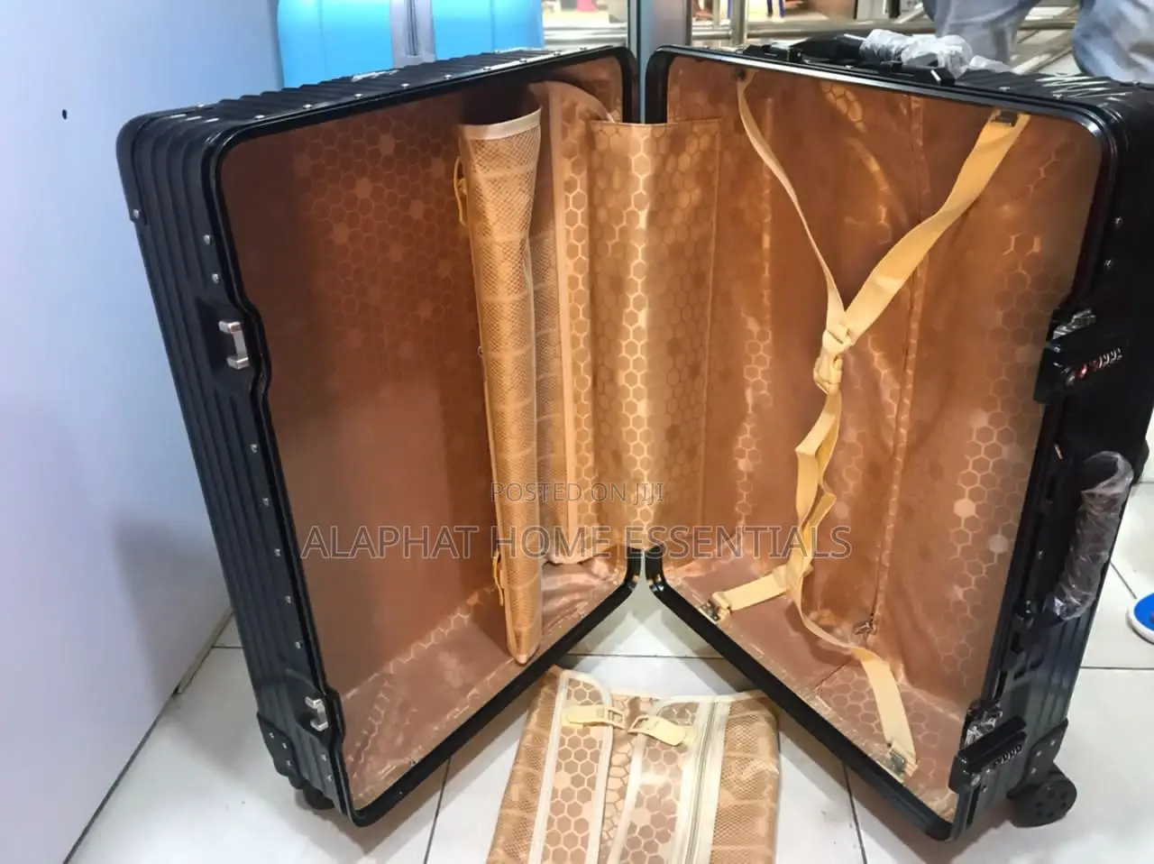 Classy Pair of Bsgs or Cases
