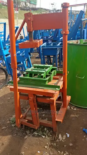 Block and Pever Making Machine