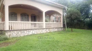 4bdrm Bungalow in Kololo Property, Central Division for Rent