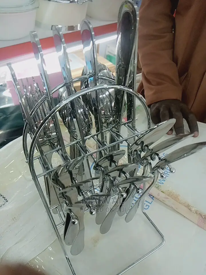 Cutlery Set (24pcs and a Stand)