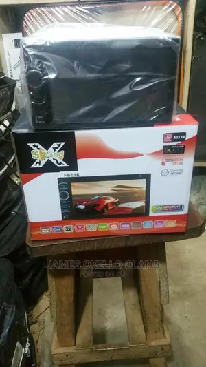 Sealed Car Radio With Screen