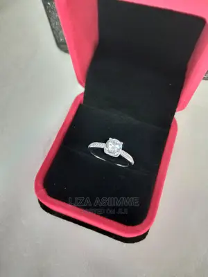 Quality and Unique Engagement Rings (Size 6)