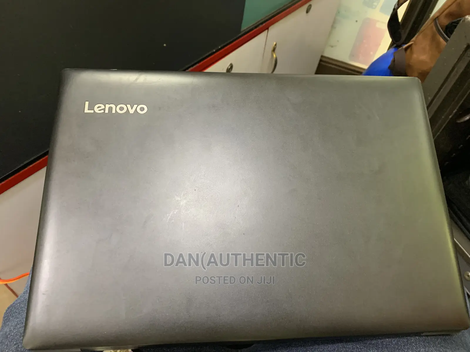 Laptop Lenovo IdeaPad 330 4GB Intel Celeron HDD 1T