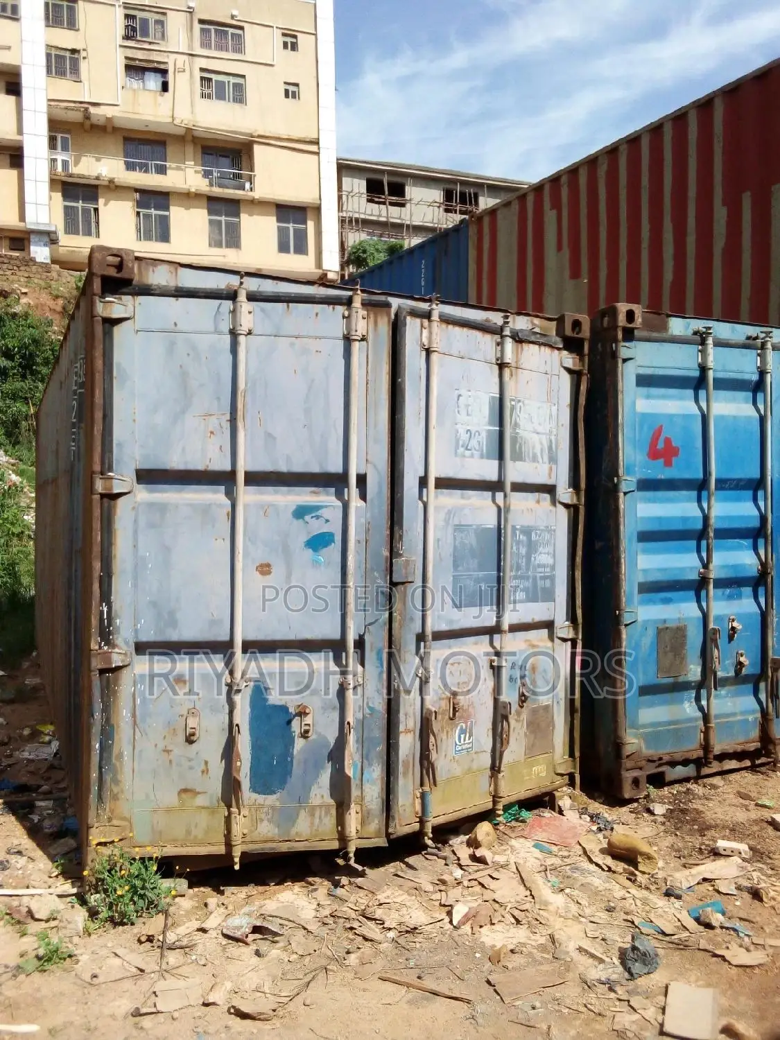Shipping Containers 20ft