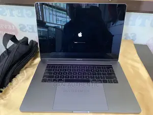 Laptop Apple MacBook Pro 2017 16GB Intel Core i7 SSD 512GB