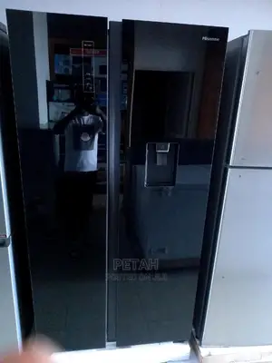 670 Litres Hisense Fridge Side by Side