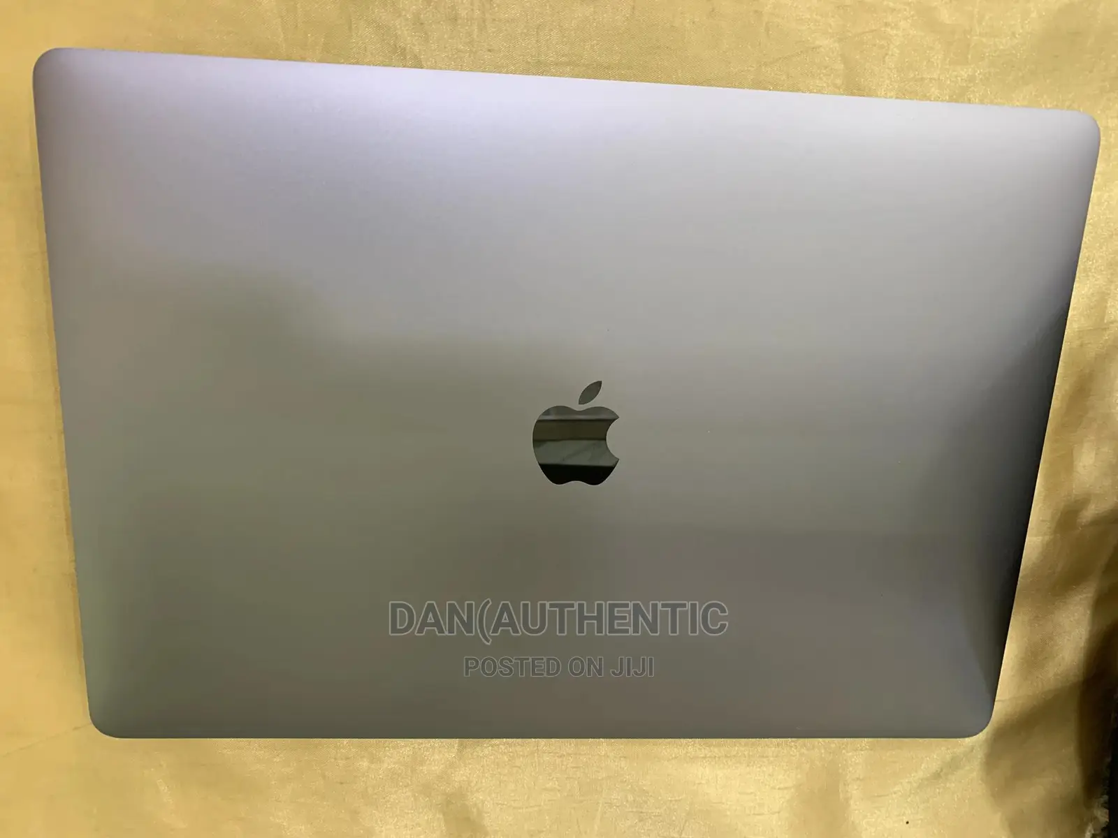 Laptop Apple MacBook Pro 2017 16GB Intel Core i7 SSD 512GB