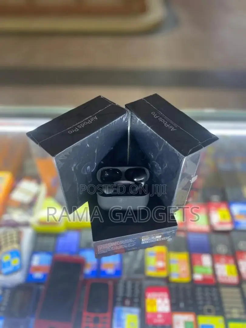 Black Airpods Pro