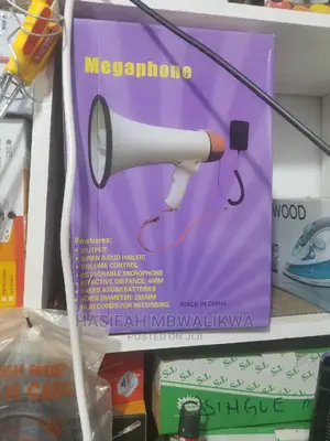 Megaphone 8 Batteries
