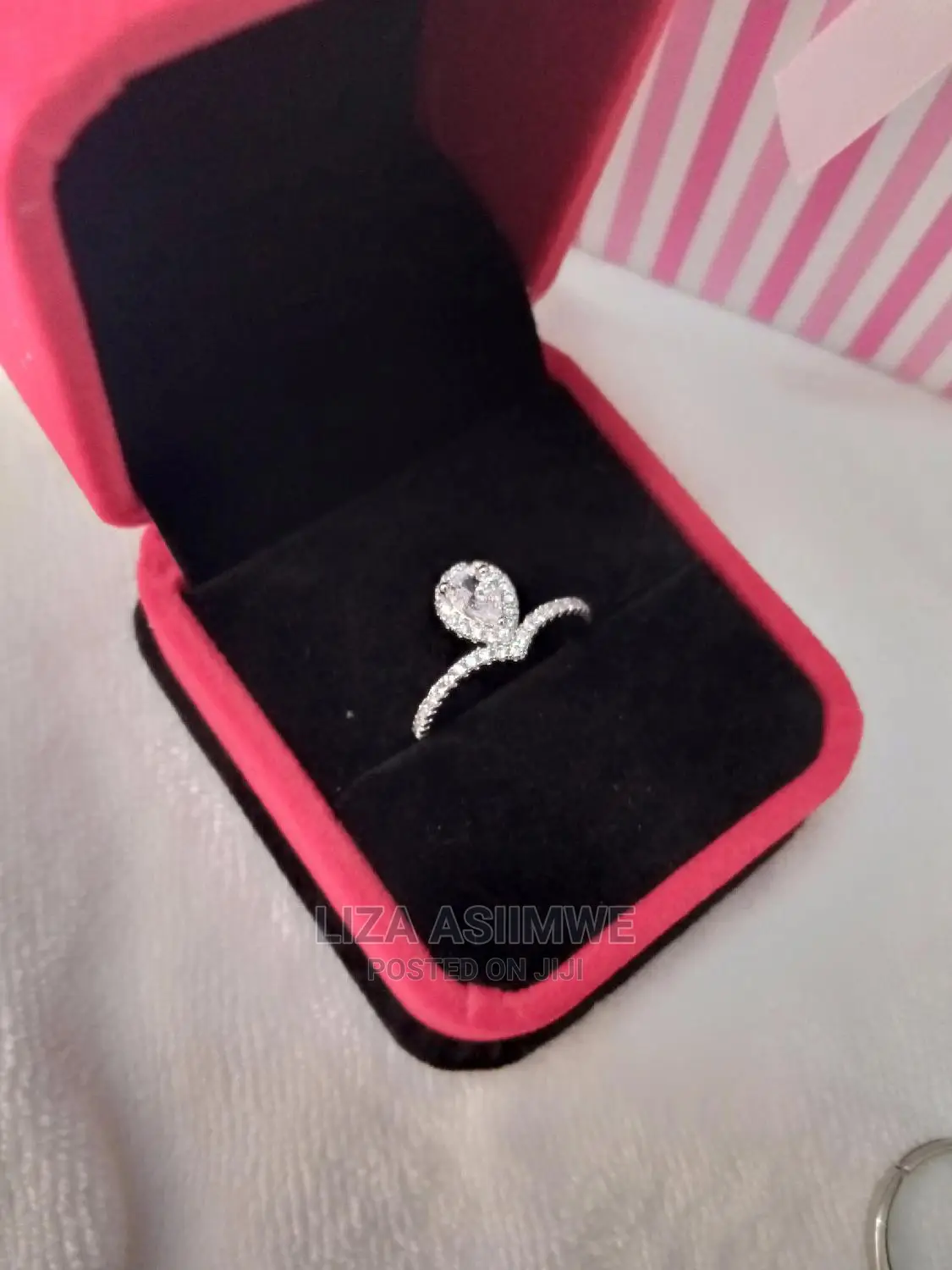 Quality Engagement Rings Available With the Ring Box