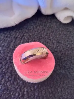 Men's Quality Wedding Rings Available