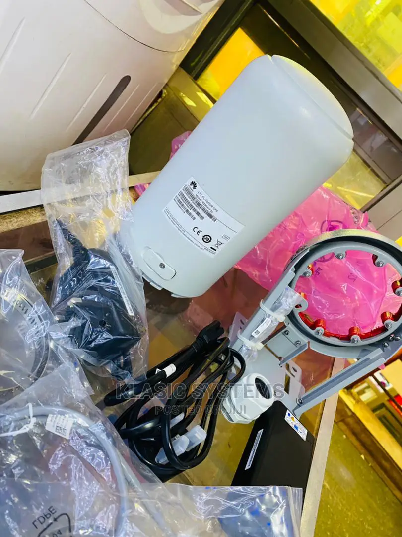 Unlocked 4G Outdoor Huawei Router