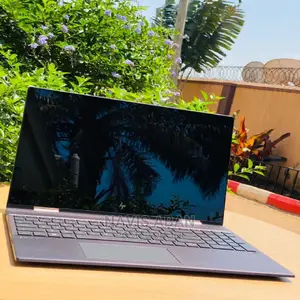 New Laptop HP Envy 17-3000 8GB AMD SSD 512GB
