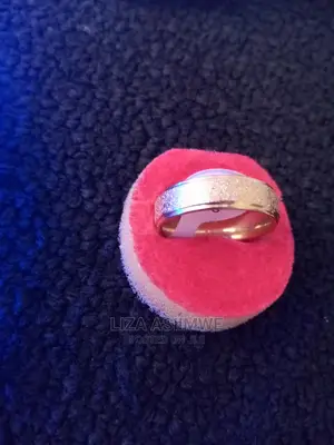 Quality Stainless Steel Wedding Rings Available for the Men