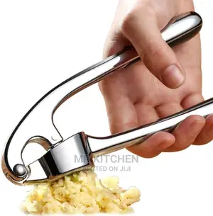 Garlic Press(Metallic)