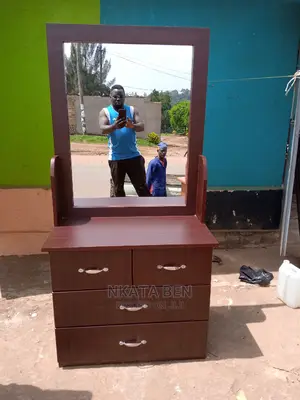 Etimo Dressing Mirror