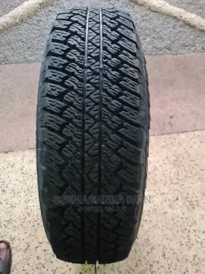 245/75r17 Bridgeston Used Tire