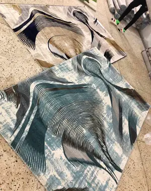 Centre Carpet
