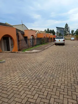 Furnished 3bdrm Villa in Kyanja, Nakawa for Sale