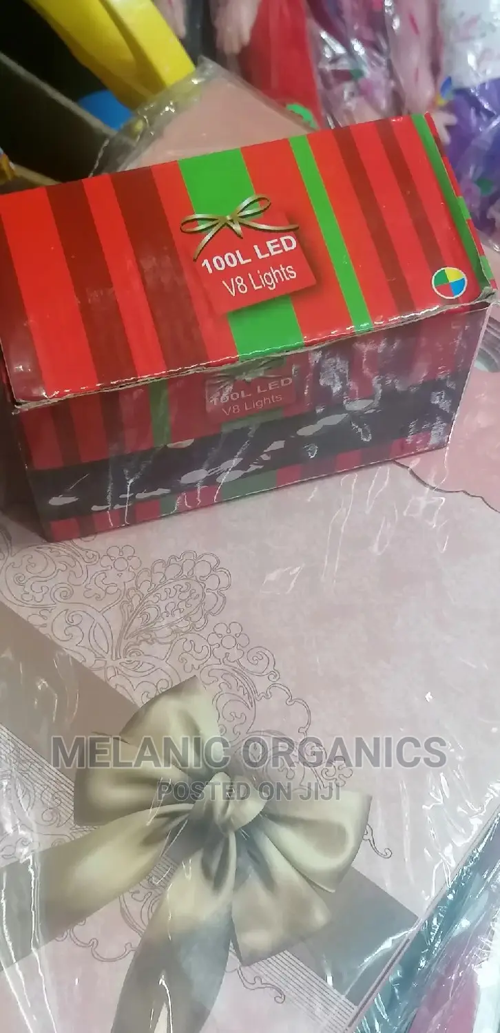 Christmas Tree Lights 100L LED V8 Lights