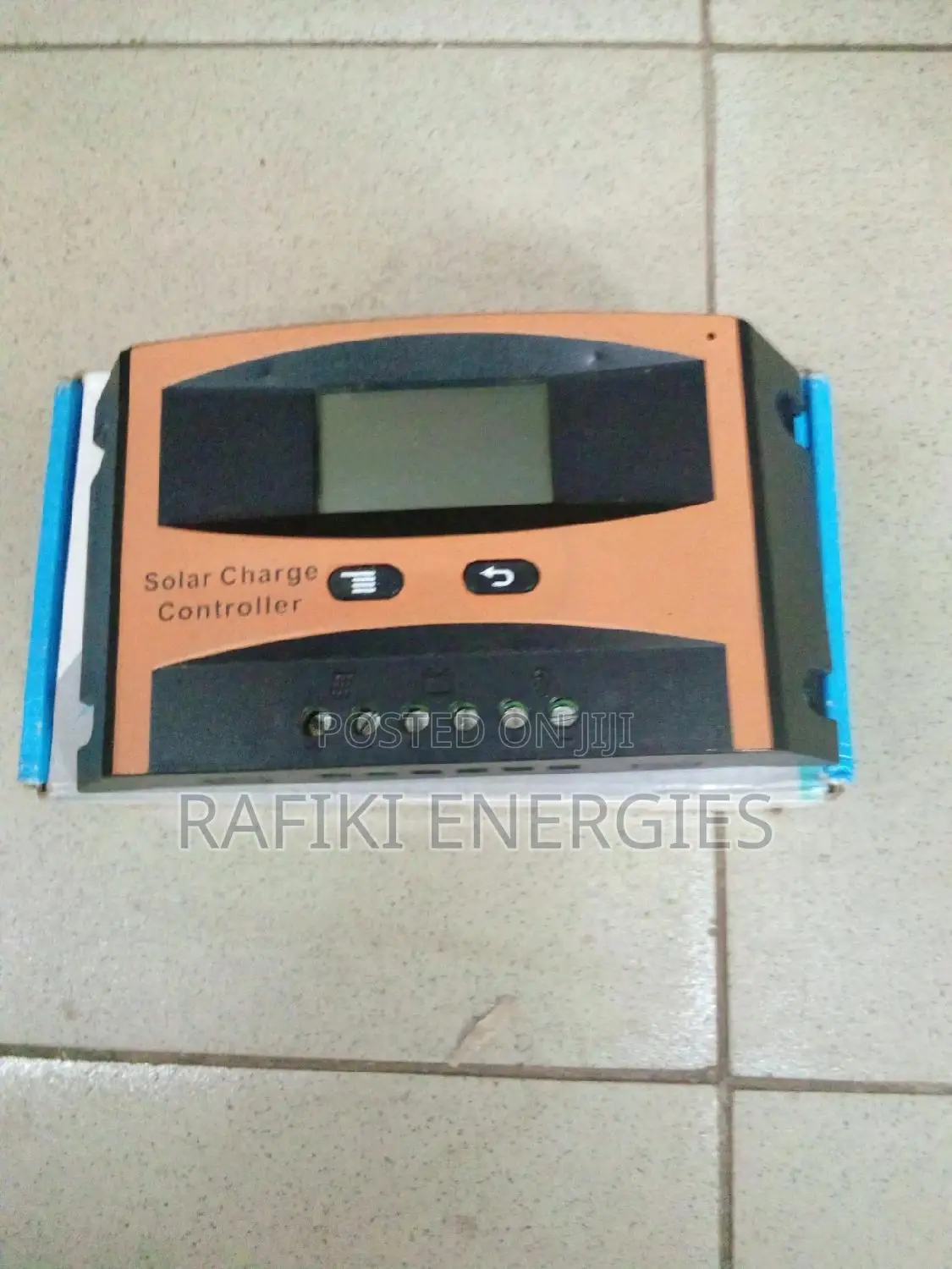 40A Charge Controller / Regulator
