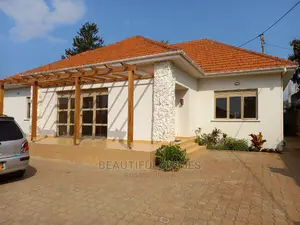 Furnished 4bdrm House in Tarmacked, Kira for Sale