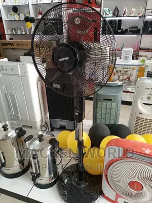 Geepas Stand Fan With a Remote