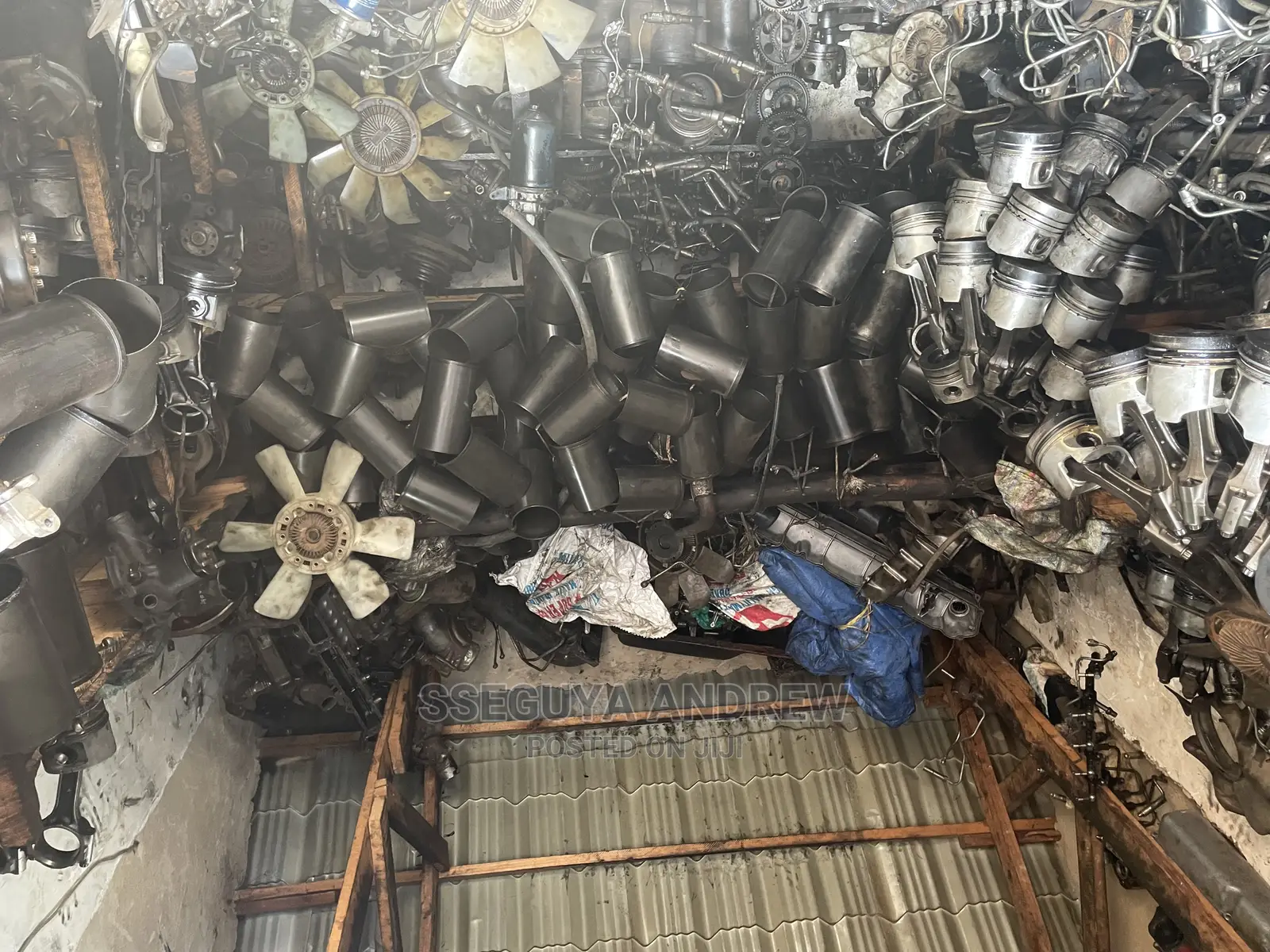 Engines for Fuso, Forward, Blocks, Gearbox and Blocks