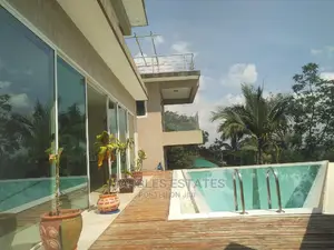 5bdrm Townhouse/Terrace in Mbuya, Central Division for Rent