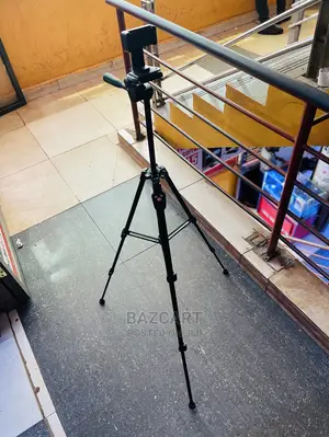 Tripod Stand