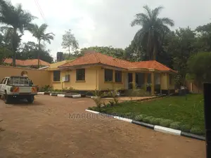 3bdrm Bungalow in Kololo, Central Division for Rent