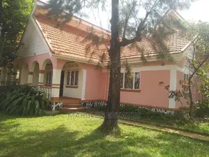 3bdrm Maisonette in Naguru, Central Division for Rent