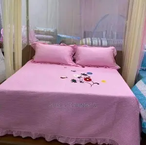 Stylish Cotton Bedspread