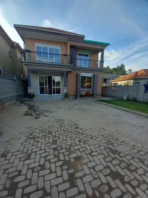 Furnished 4bdrm House in Tarmacked, Kira for Sale