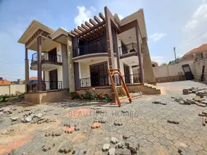 Furnished 6bdrm Mansion in Kira Tarmack for Sale