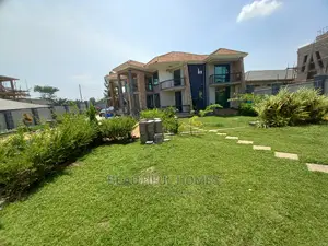 Furnished 7bdrm Mansion in Kira Corporate for Sale