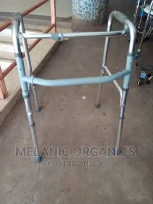 Walker(Adjustable)